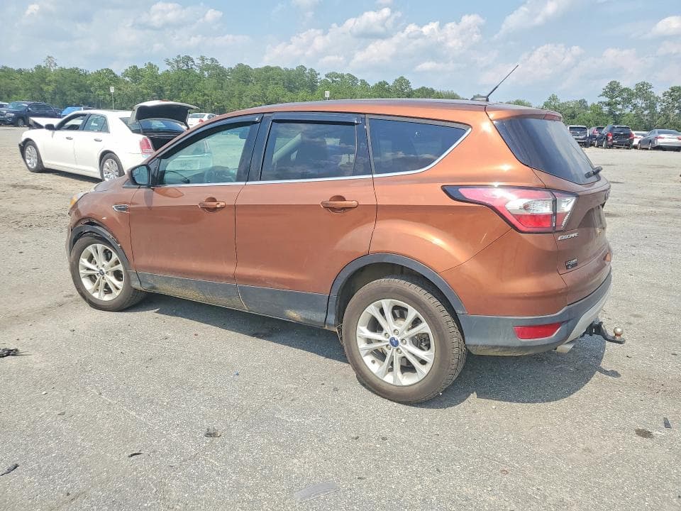 2017 FORD ESCAPE SE 2
