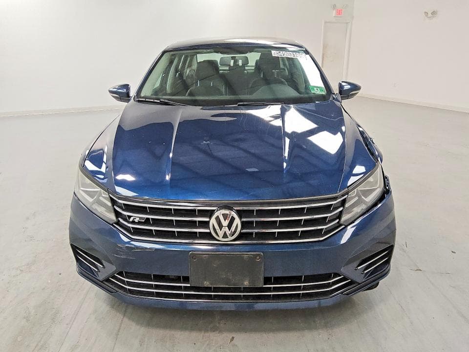 2018 VOLKSWAGEN PASSAT S/R-LINE 5