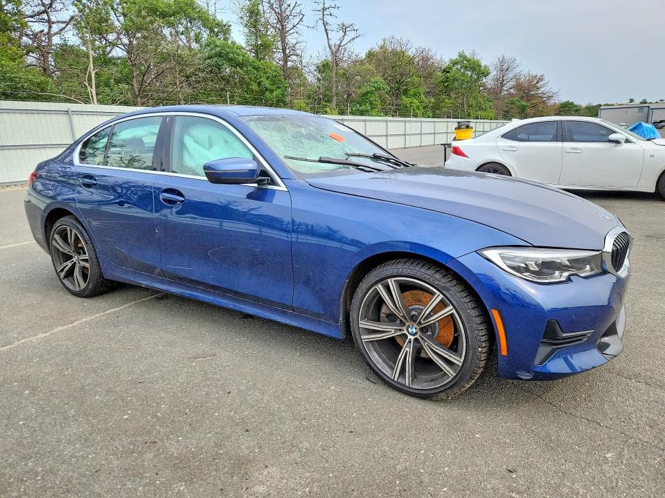 2022 BMW 330XI 4
