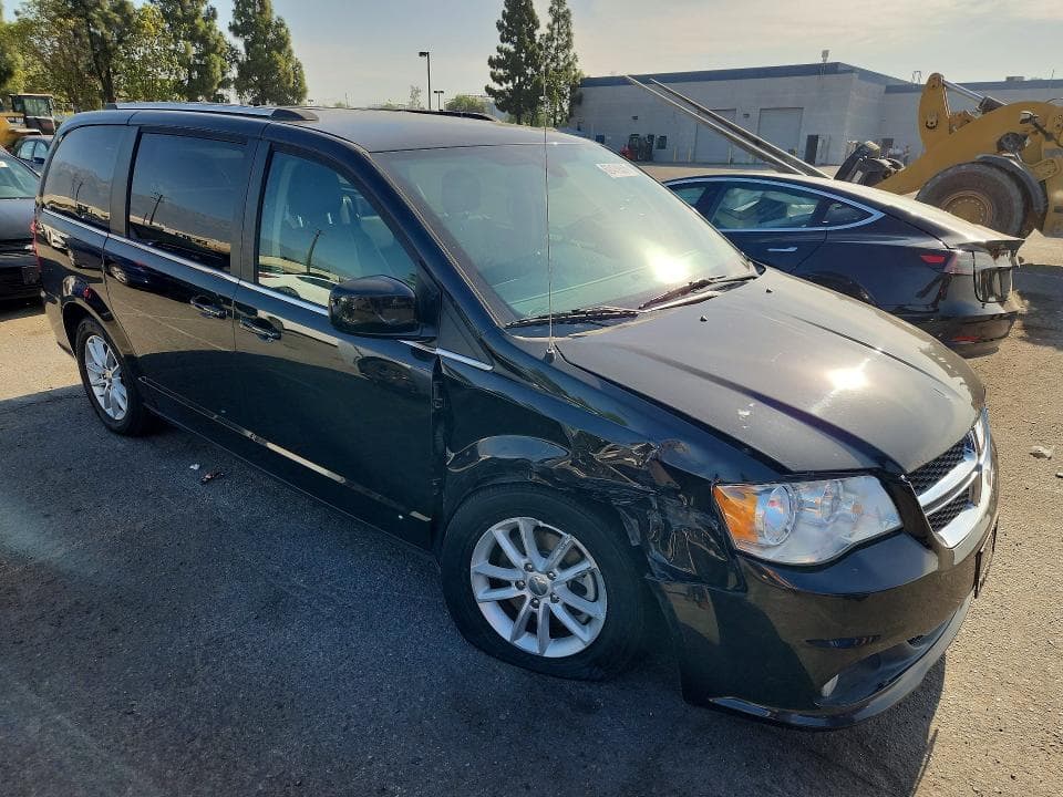 2019 DODGE GRAND CARAVAN SXT 4