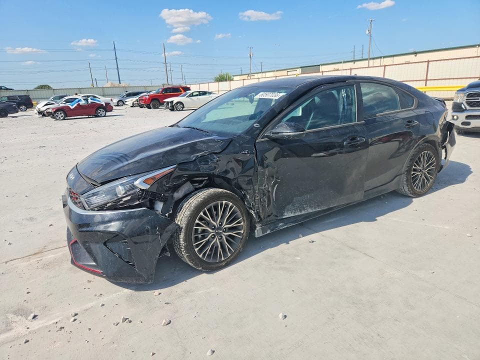 2023 KIA FORTE GT LINE