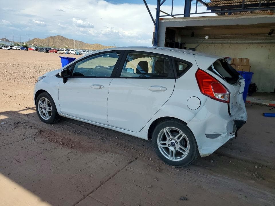 2017 FORD FIESTA SE 2