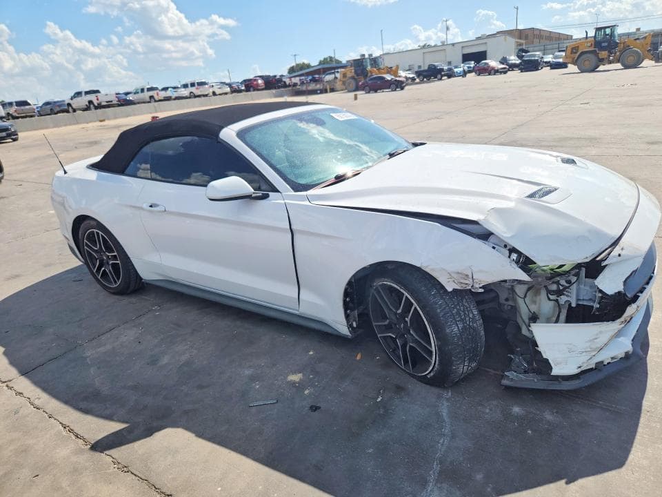 2021 FORD MUSTANG 4