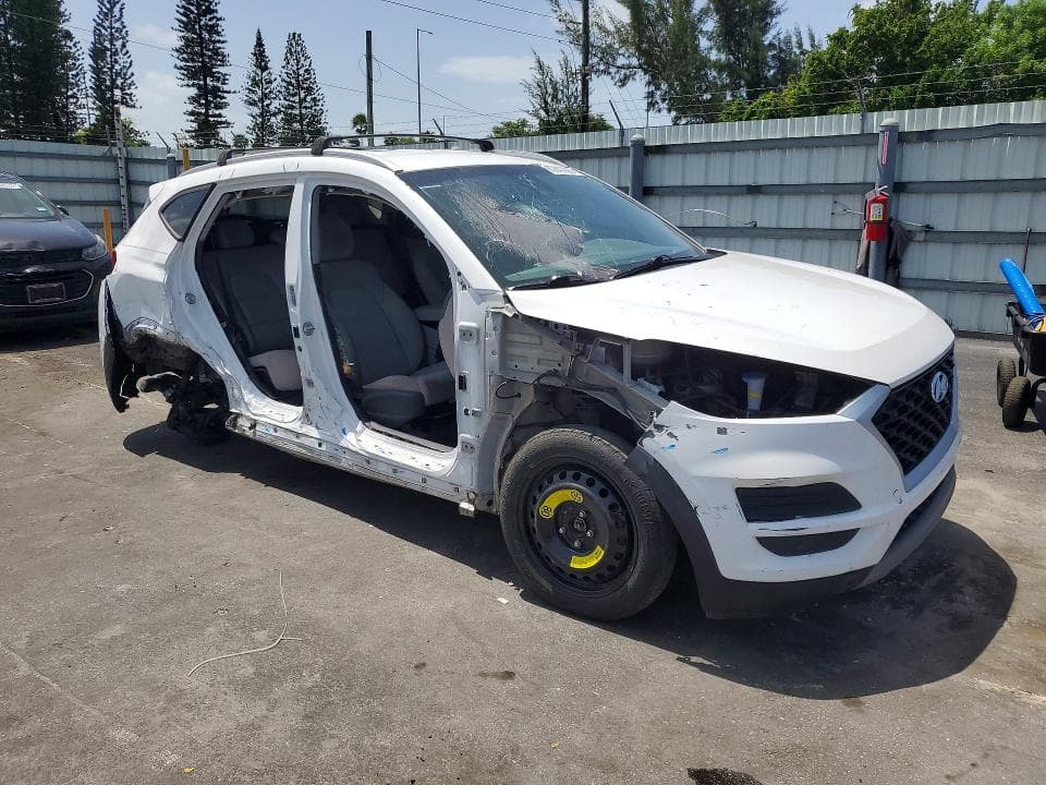 2020 HYUNDAI TUCSON SEL 4