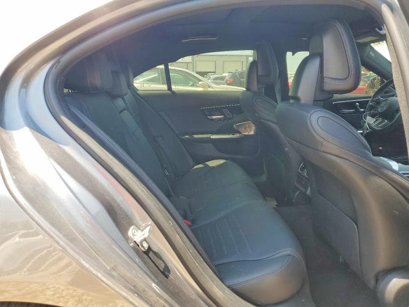 2024 MERCEDES-BENZ C 300 4MATIC 10