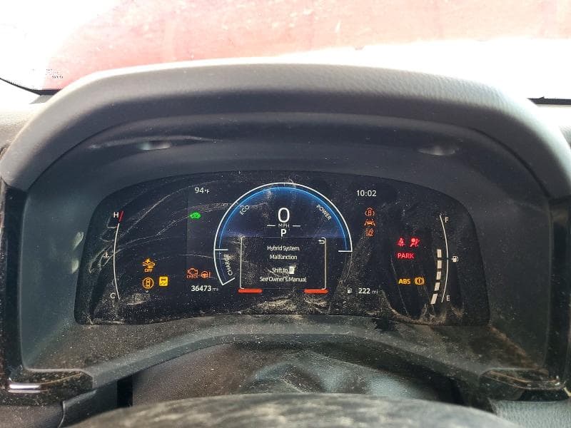 2025 TOYOTA CAMRY LE 9