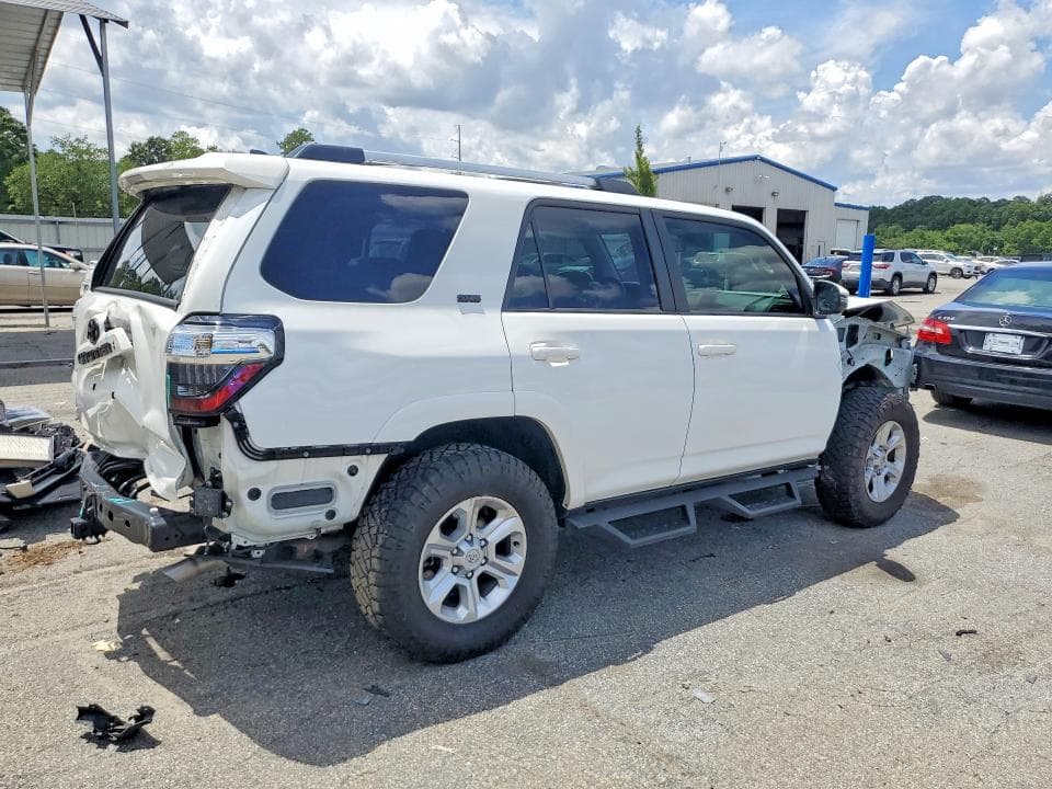 2024 TOYOTA 4RUNNER SR5 PREMIUM 3