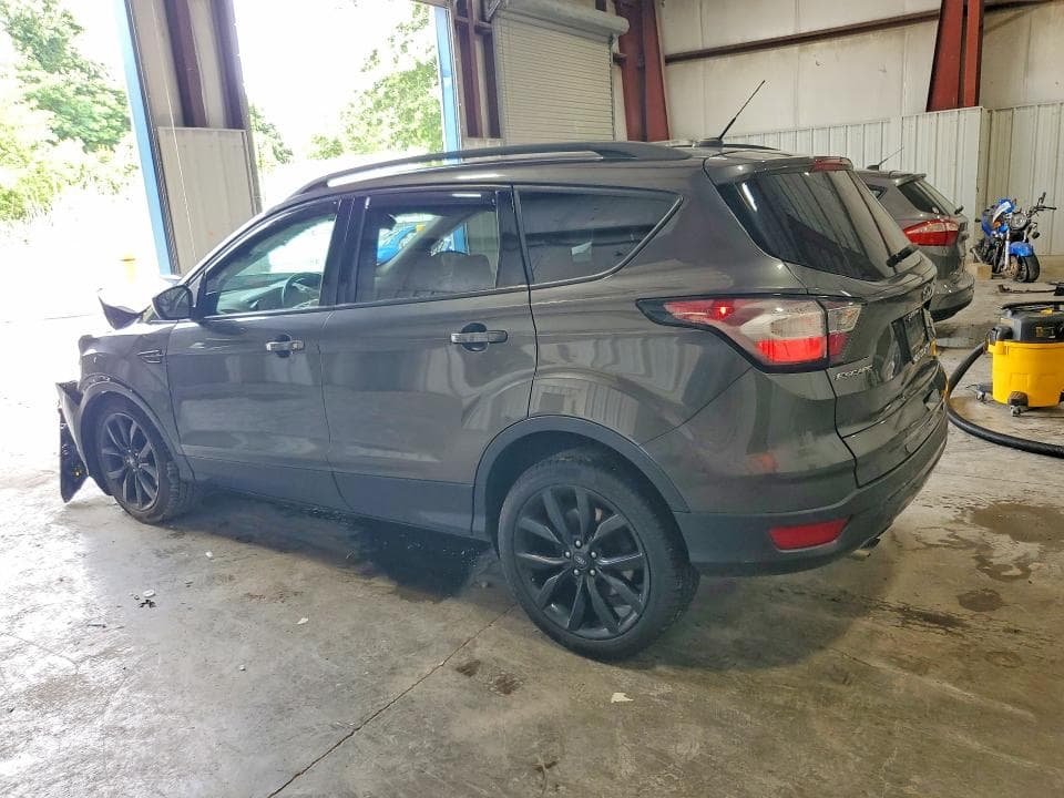 2018 FORD ESCAPE SE 2
