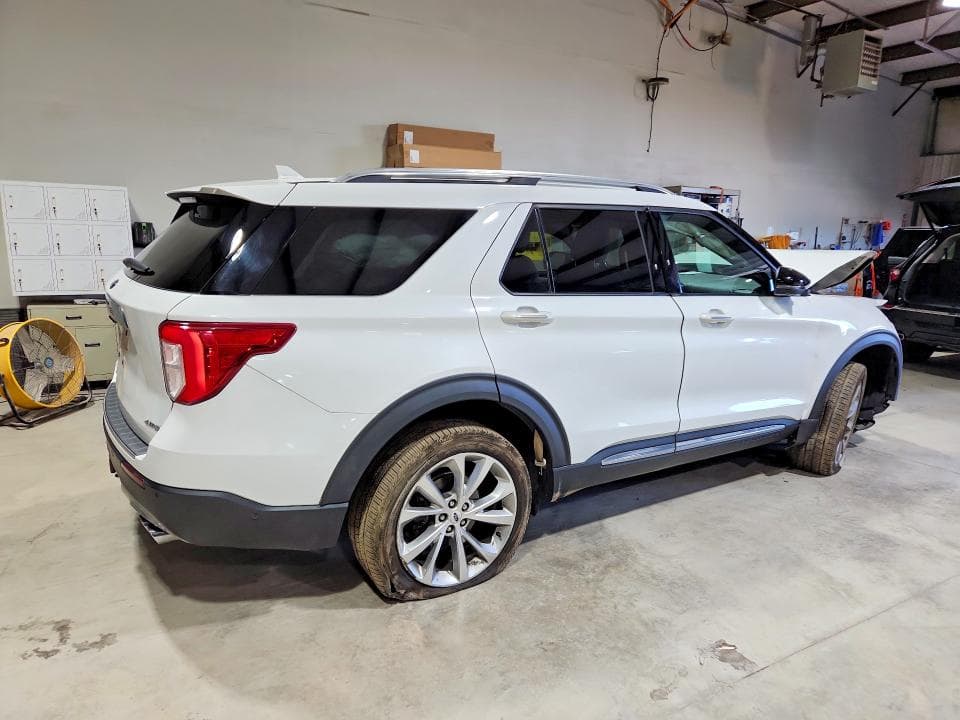 2021 FORD EXPLORER PLATINUM 3