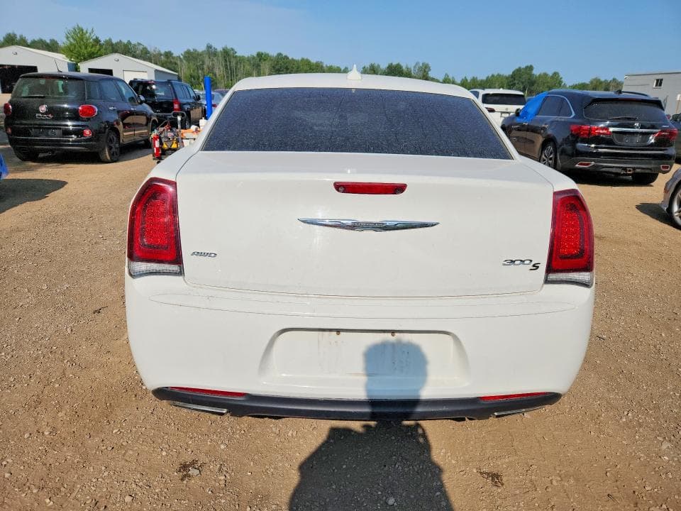 2019 CHRYSLER 300 S 6