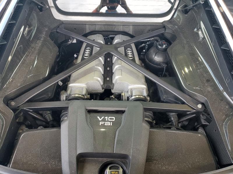 2022 AUDI R8 11
