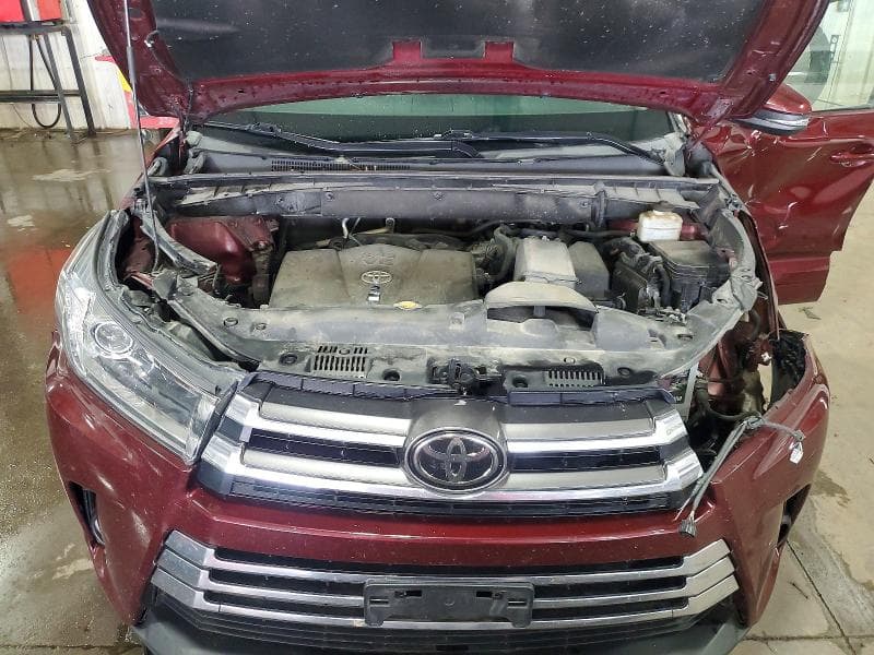 2017 TOYOTA HIGHLANDER LIMITED 11