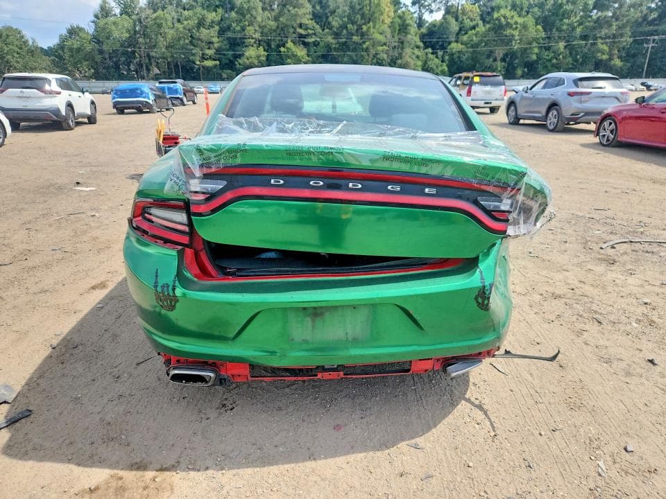 2017 DODGE CHARGER SE 6