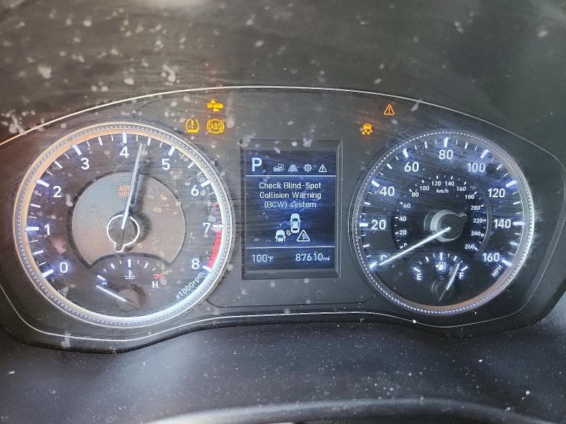 2019 HYUNDAI SANTA FE SE 9