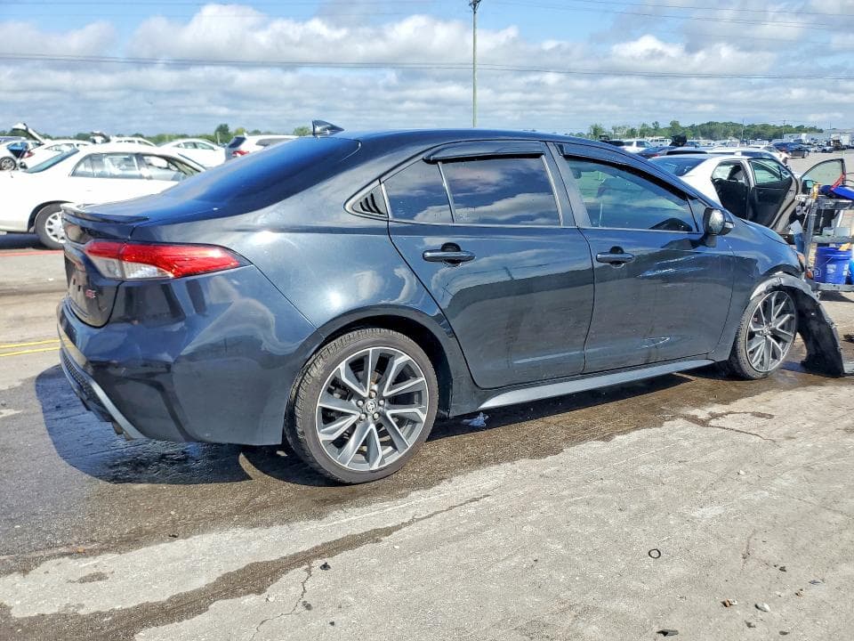 2021 TOYOTA COROLLA SE 3