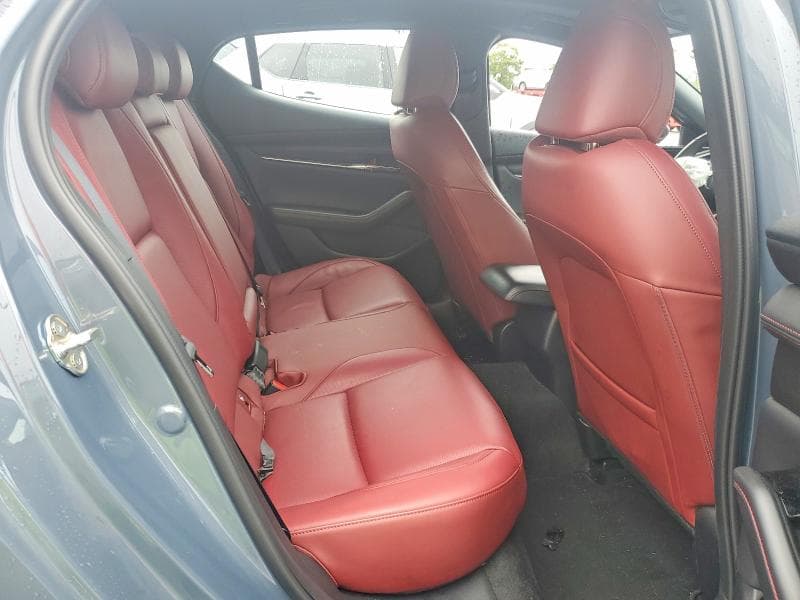 2025 MAZDA 3 PREFERRED 10