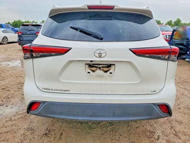 2020 TOYOTA HIGHLANDER LE 6