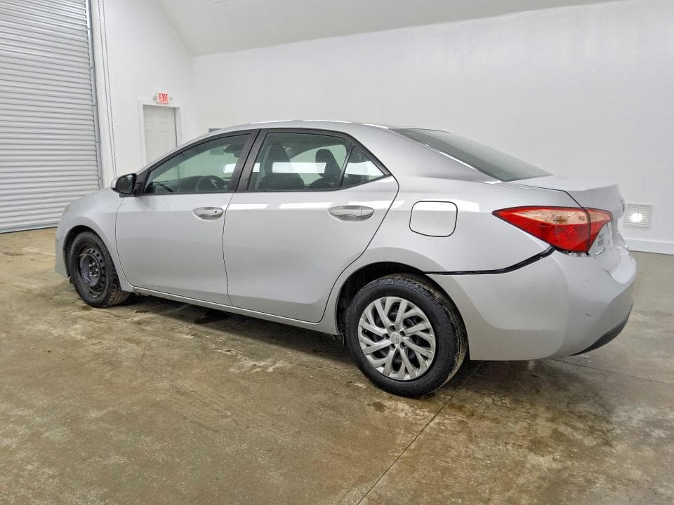 2017 TOYOTA COROLLA LE 2