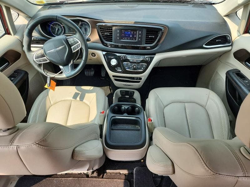2017 CHRYSLER PACIFICA TOURING L 8