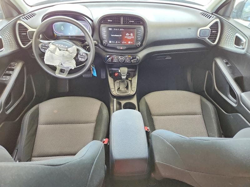 2024 KIA SOUL LX 8