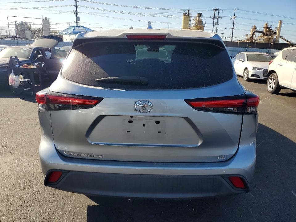 2021 TOYOTA HIGHLANDER LE 6
