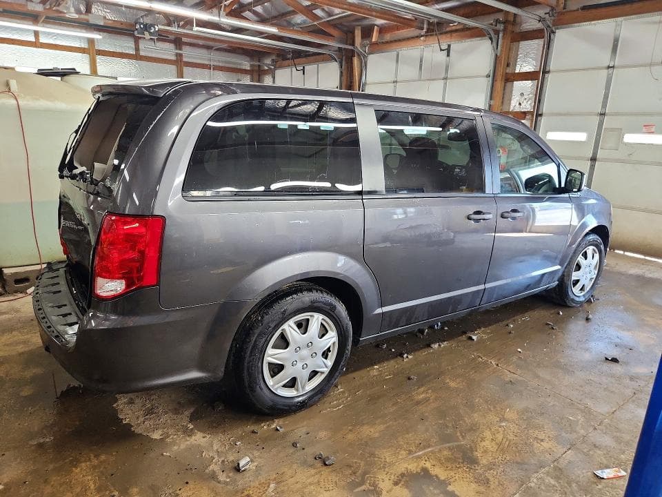 2019 DODGE GRAND CARAVAN SE 3