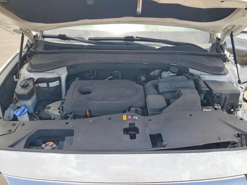 2020 HYUNDAI SANTA FE SE 12