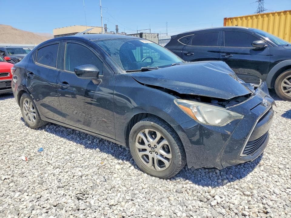 2017 TOYOTA YARIS IA BASE 4