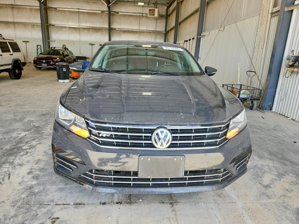 2018 VOLKSWAGEN PASSAT S 5