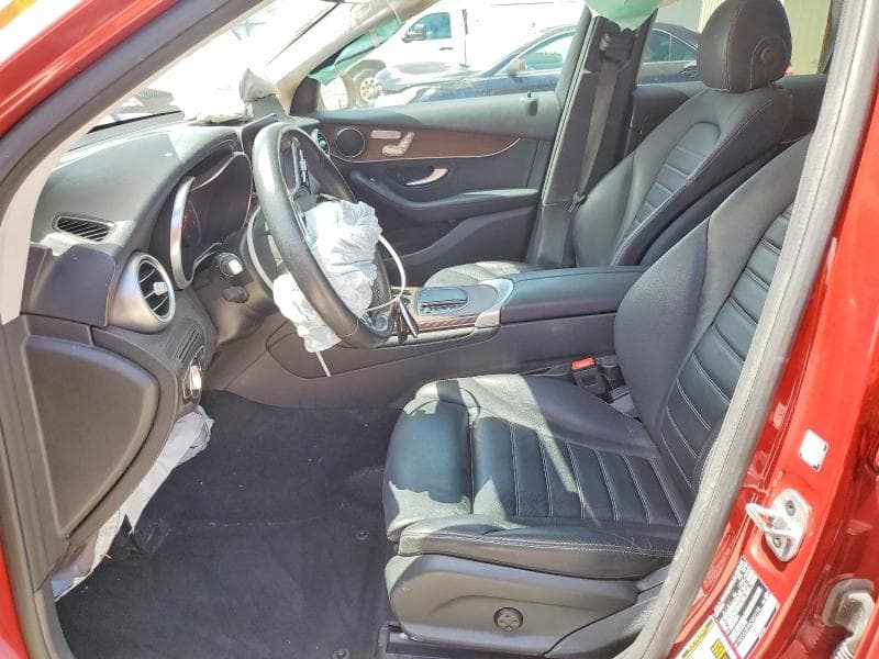 2022 MERCEDES-BENZ GLC 300 7