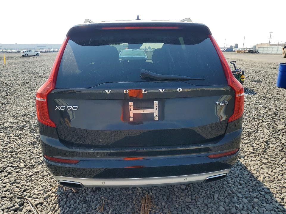 2017 VOLVO XC90 T6 6