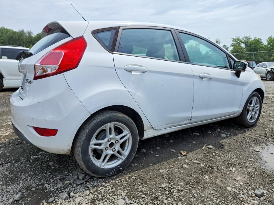 2017 FORD FIESTA SE 3