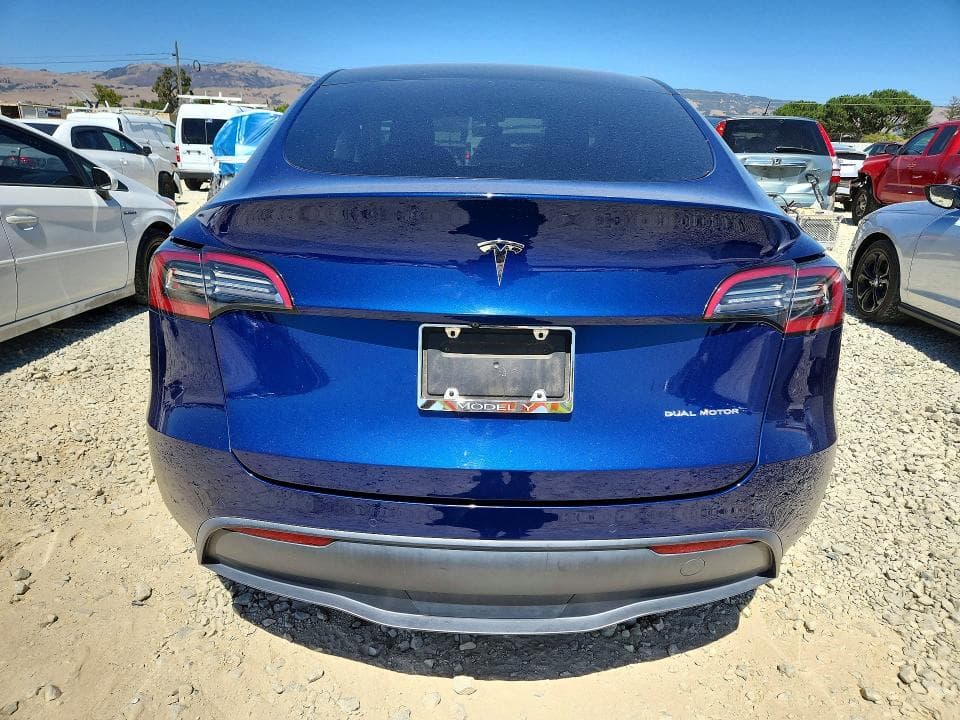 2021 TESLA MODEL Y 6
