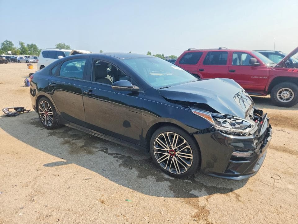 2021 KIA FORTE GT 4
