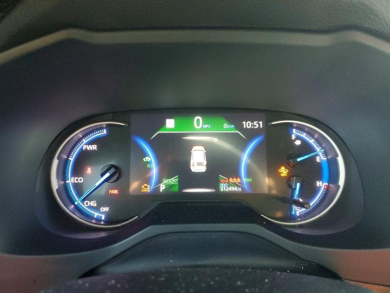 2022 TOYOTA RAV4 XSE 9