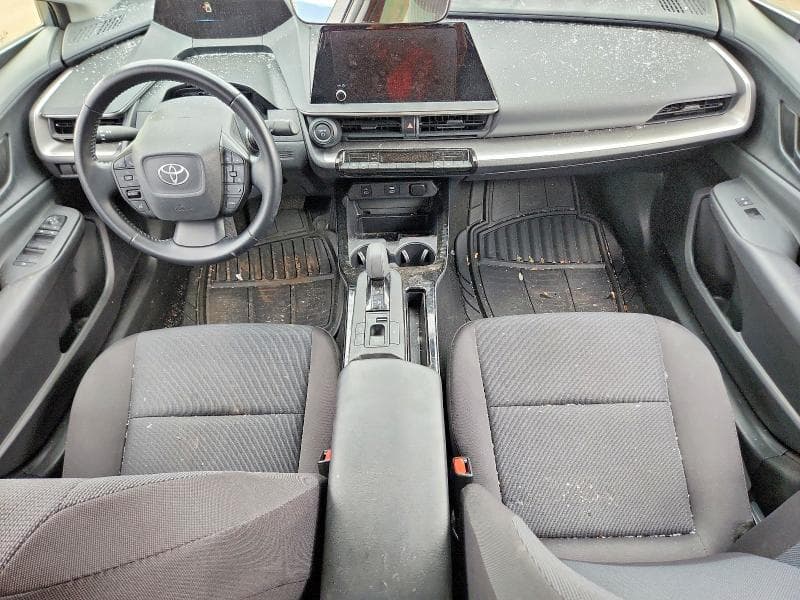 2024 TOYOTA PRIUS LE 8
