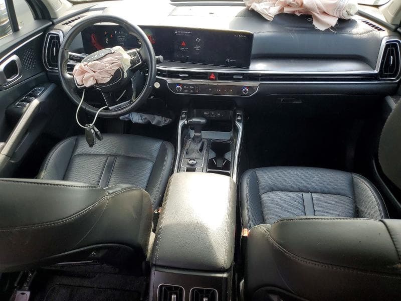 2024 KIA SORENTO S 8