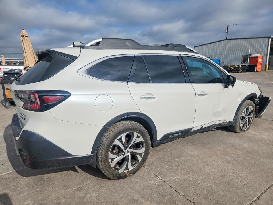 2022 SUBARU OUTBACK TOURING 3