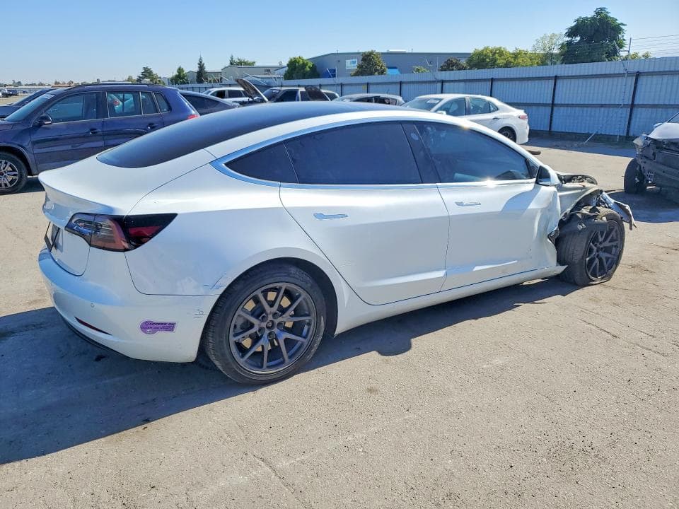 2018 TESLA MODEL 3 3