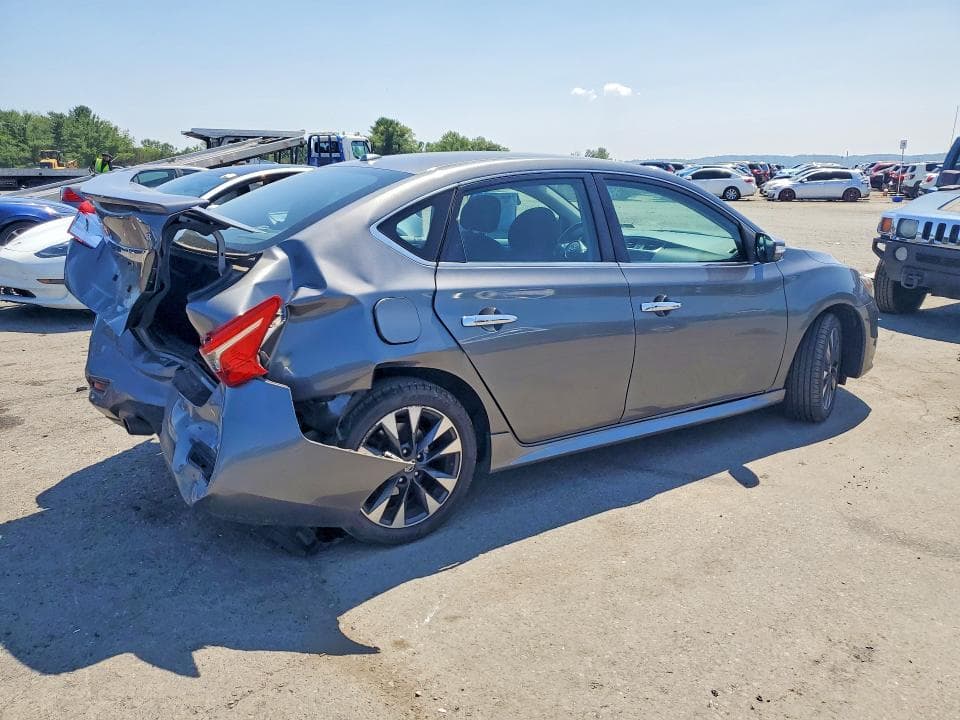 2019 NISSAN SENTRA SR 3