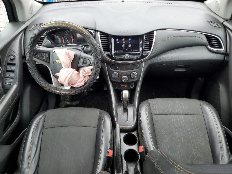2020 CHEVROLET TRAX 1LT 8