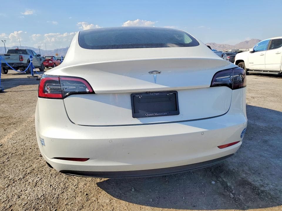 2020 TESLA MODEL 3 6