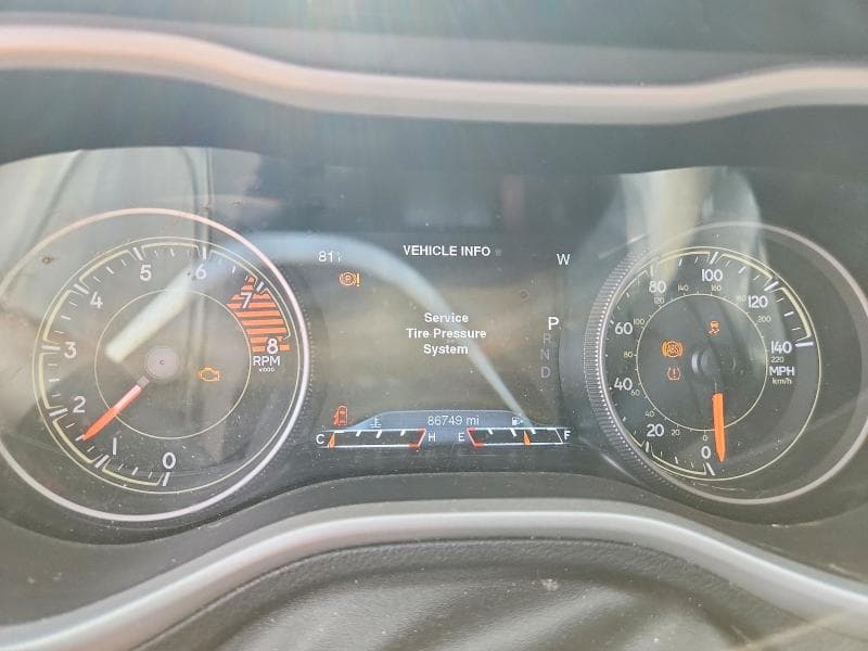 2018 JEEP CHEROKEE TRAILHAWK 9