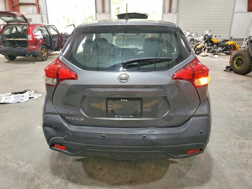 2020 NISSAN KICKS S 6