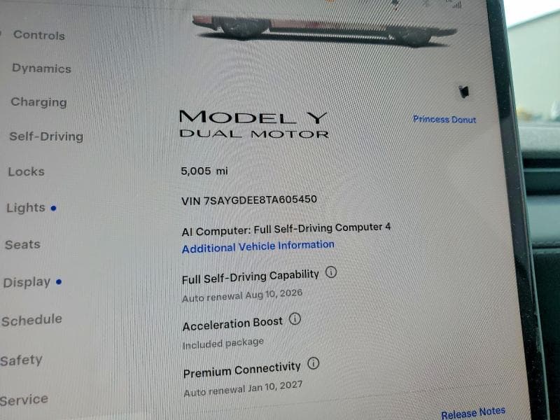 2026 TESLA MODEL Y 9