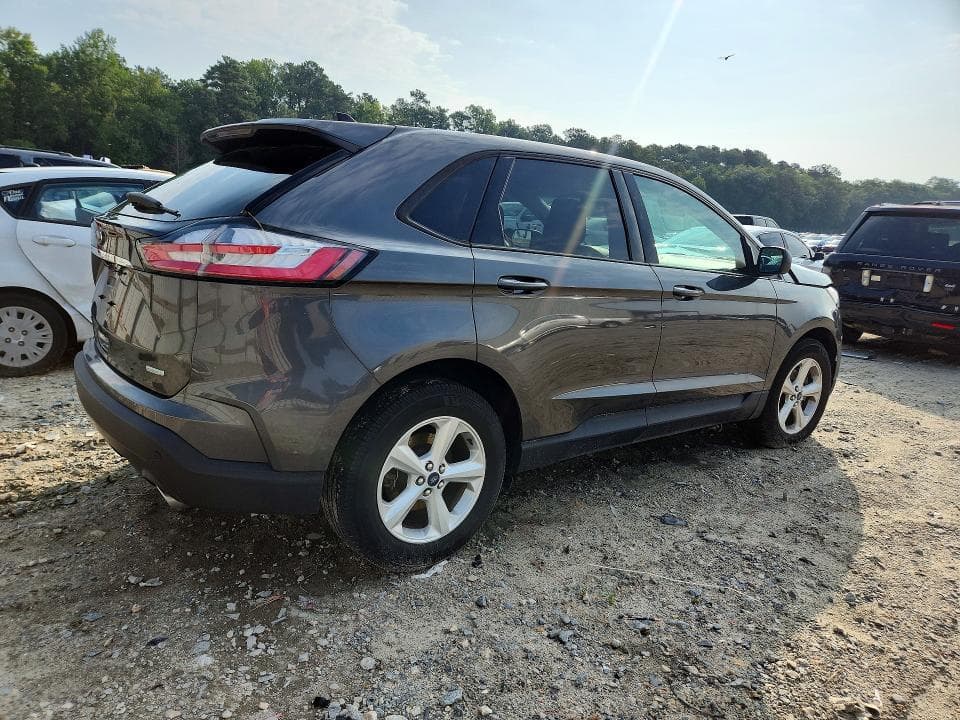 2020 FORD EDGE SE 3