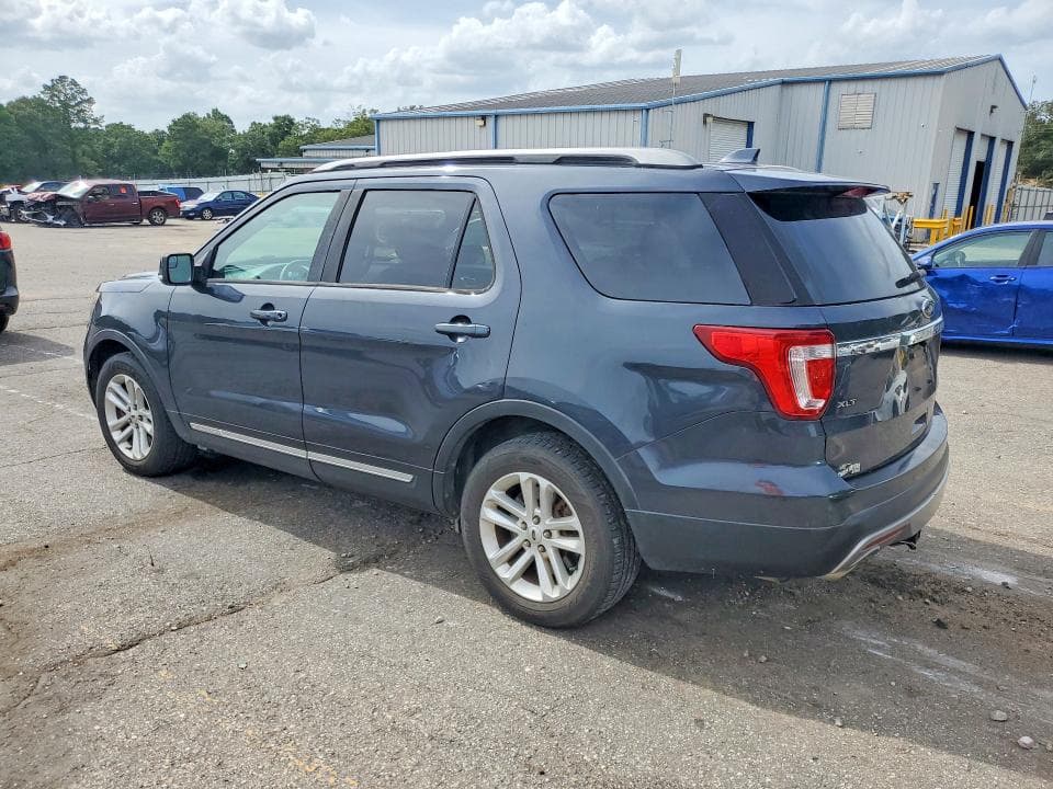 2017 FORD EXPLORER XLT 2