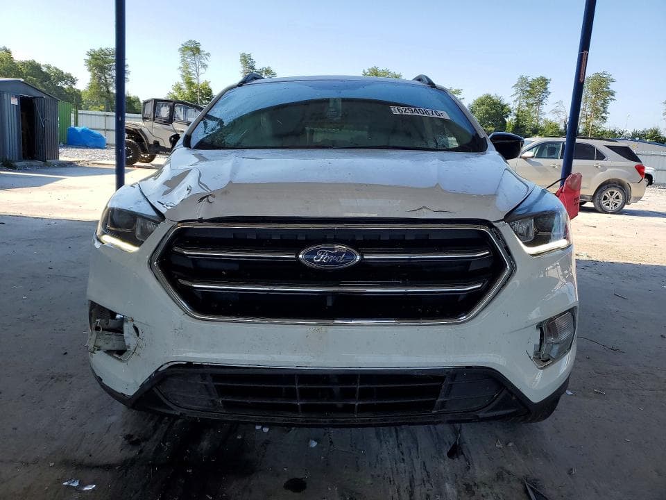 2019 FORD ESCAPE SE 5