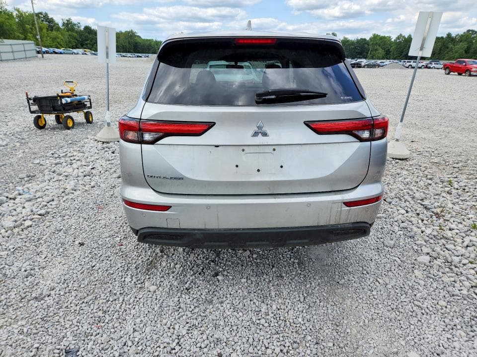 2024 MITSUBISHI OUTLANDER ES 6