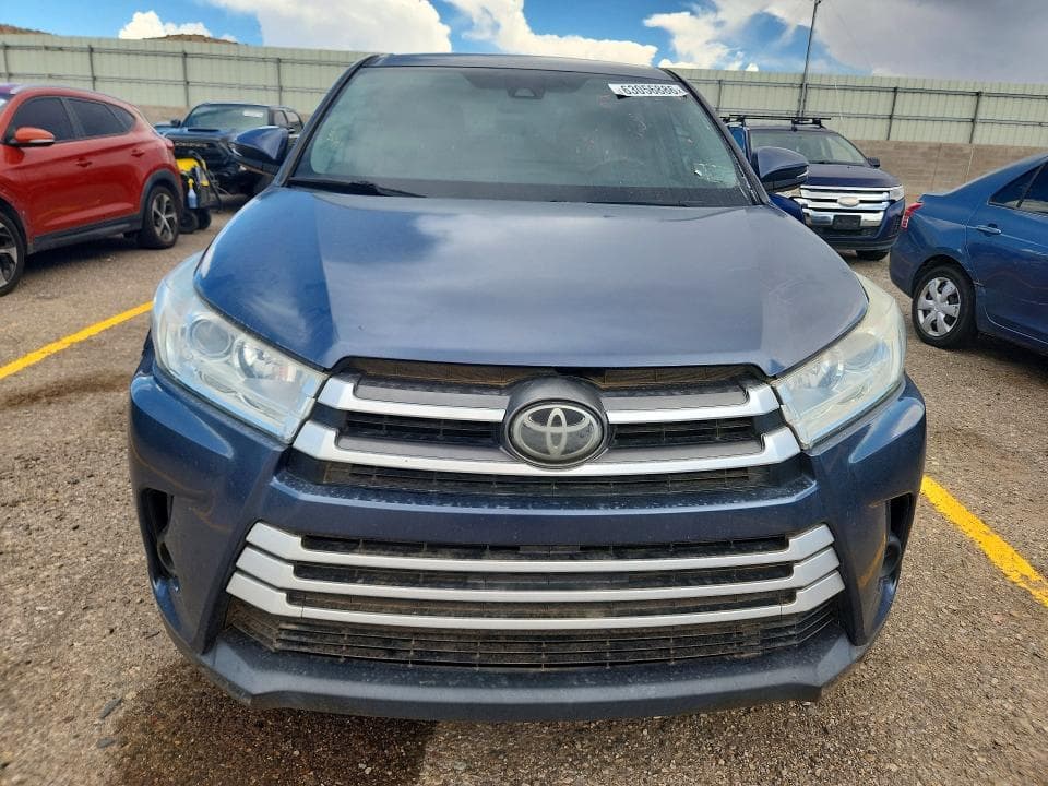 2019 TOYOTA HIGHLANDER LE 5